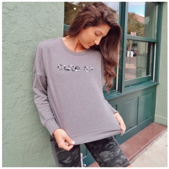 NWT Fabletics Stacey "Cute af" Pullover - Picture 3 of 7